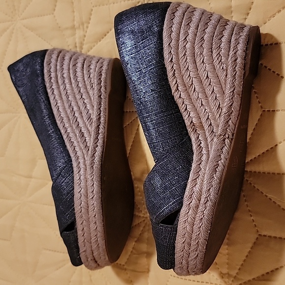 Tory Burch Canvas wedges - Picture 5 of 6